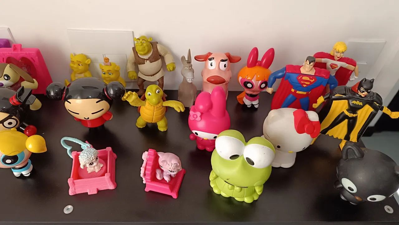 Coleção McLanche Feliz - 100 Brinquedos  - Foto 2