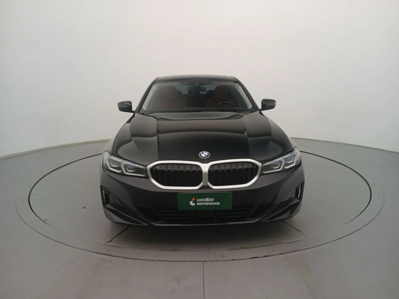 BMW Série 3 320i, foto 8 de 18