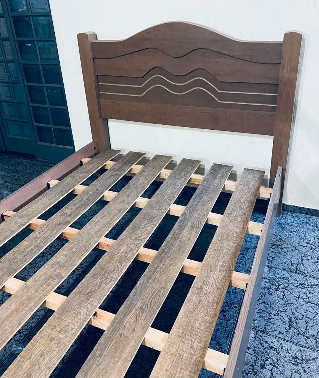 CAMA DE CASAL EM PERFEITO ESTADO  - Foto 2