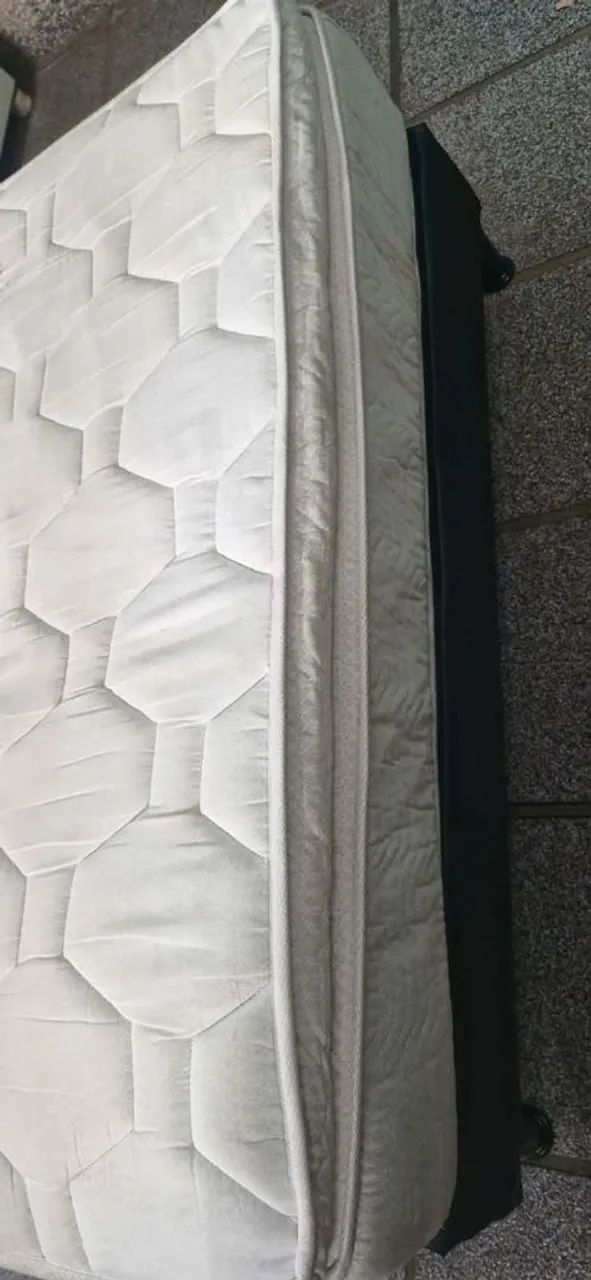 Cama casal com colch ão  - Foto 2