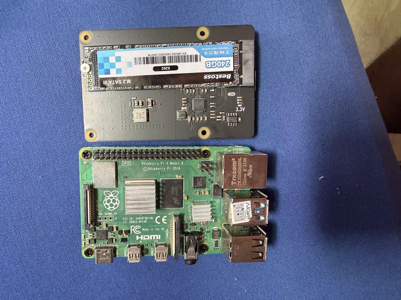 Raspberry Pi 4 model B com SSD e ventoinha Noctua NF-A4x10 5v