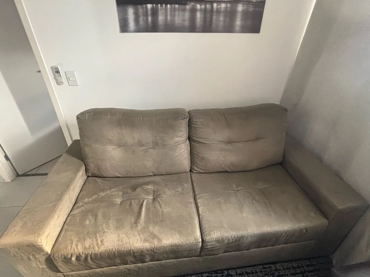 Sofa 3 Lugares semi novo - Foto 3