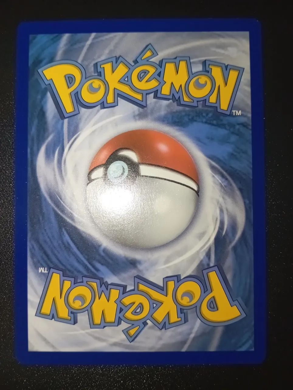 Carta Pokémon Charizard V em inglês Original NM - Foto 2