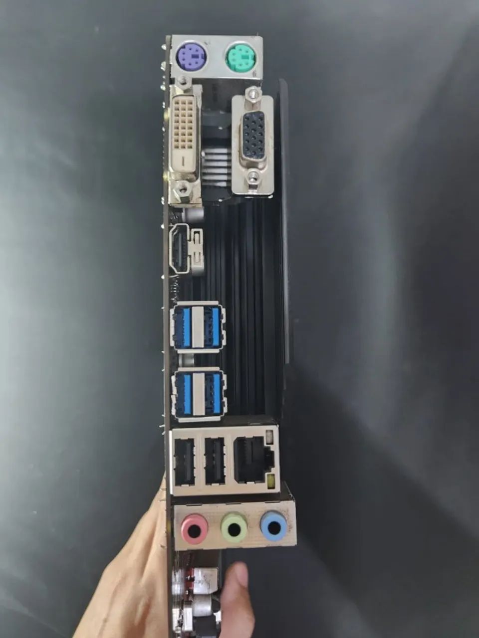 Placa-Mãe Gigabyte B450M Gaming AM4 - Foto 2