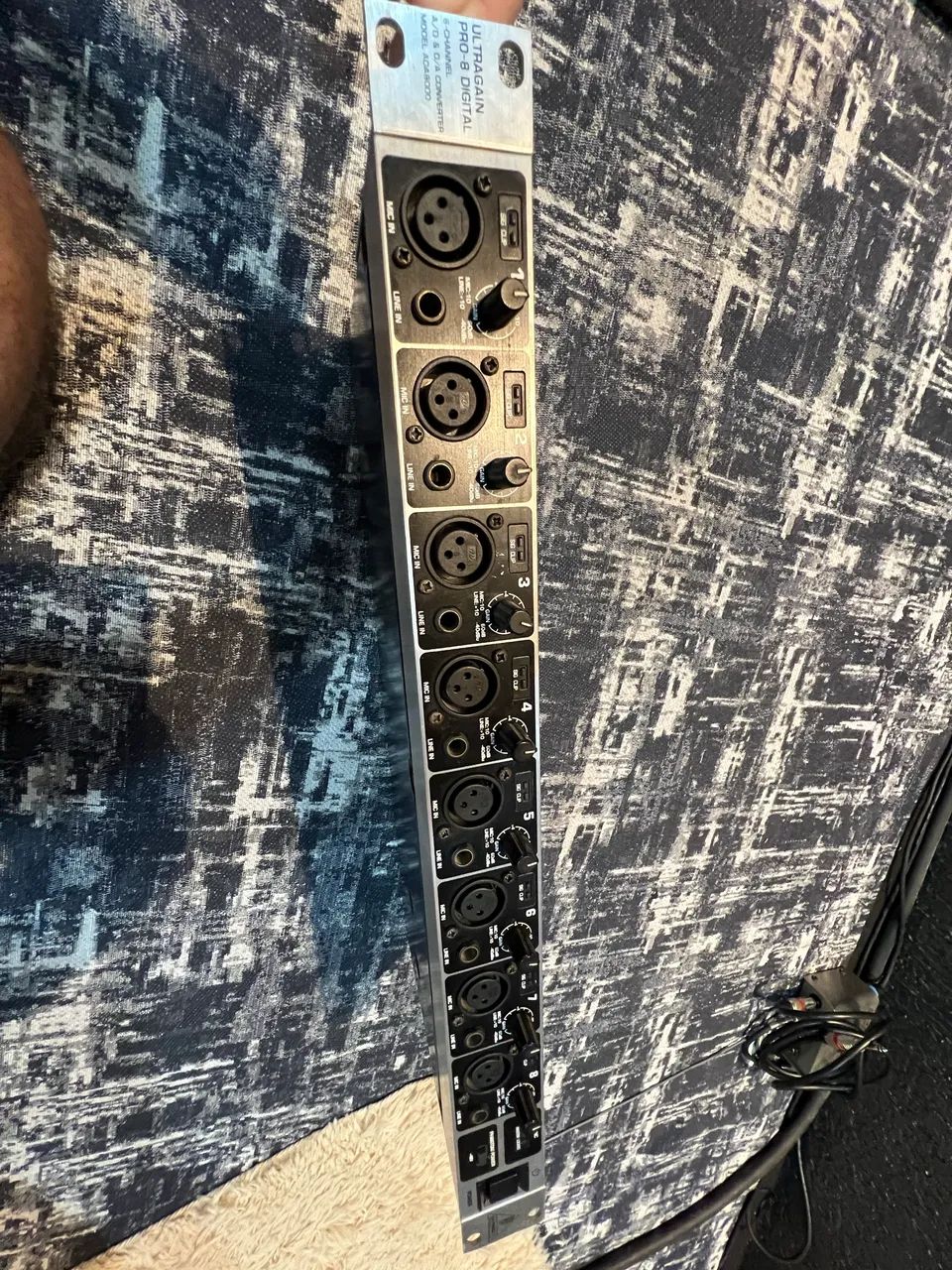 Behringer Ultragan Pro 8 - Foto 3