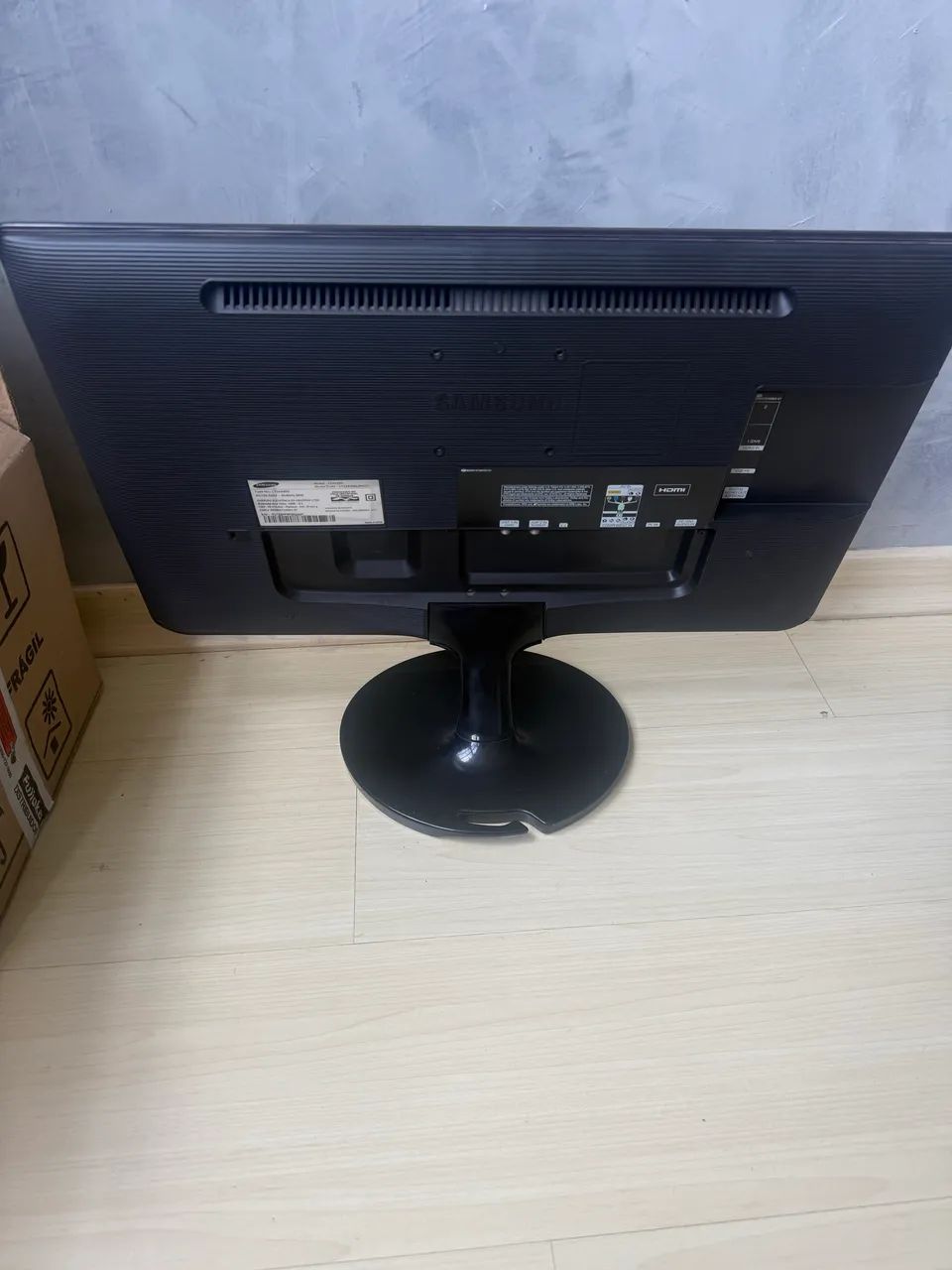 Monitor Samsung 24? polegadas semi novo  - Foto 3