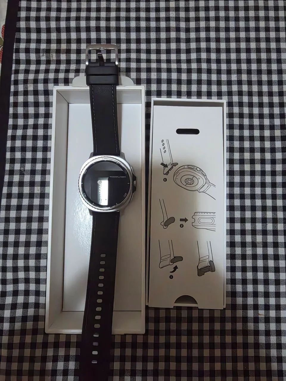 Samsung Galaxy Watch8 Classic. - Foto 2