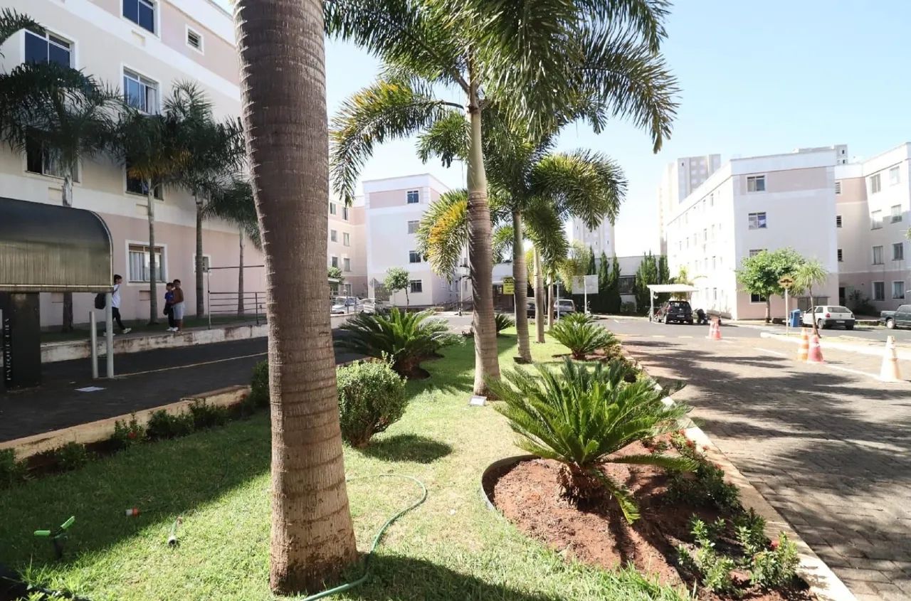 APARTAMENTO SEMI NOVO!  - Foto 2