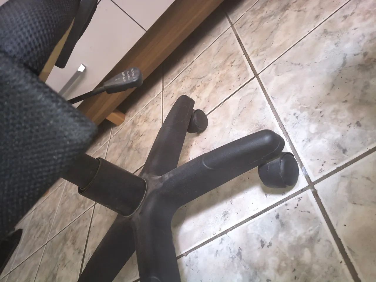 Cadeira de escritório  - Foto 2