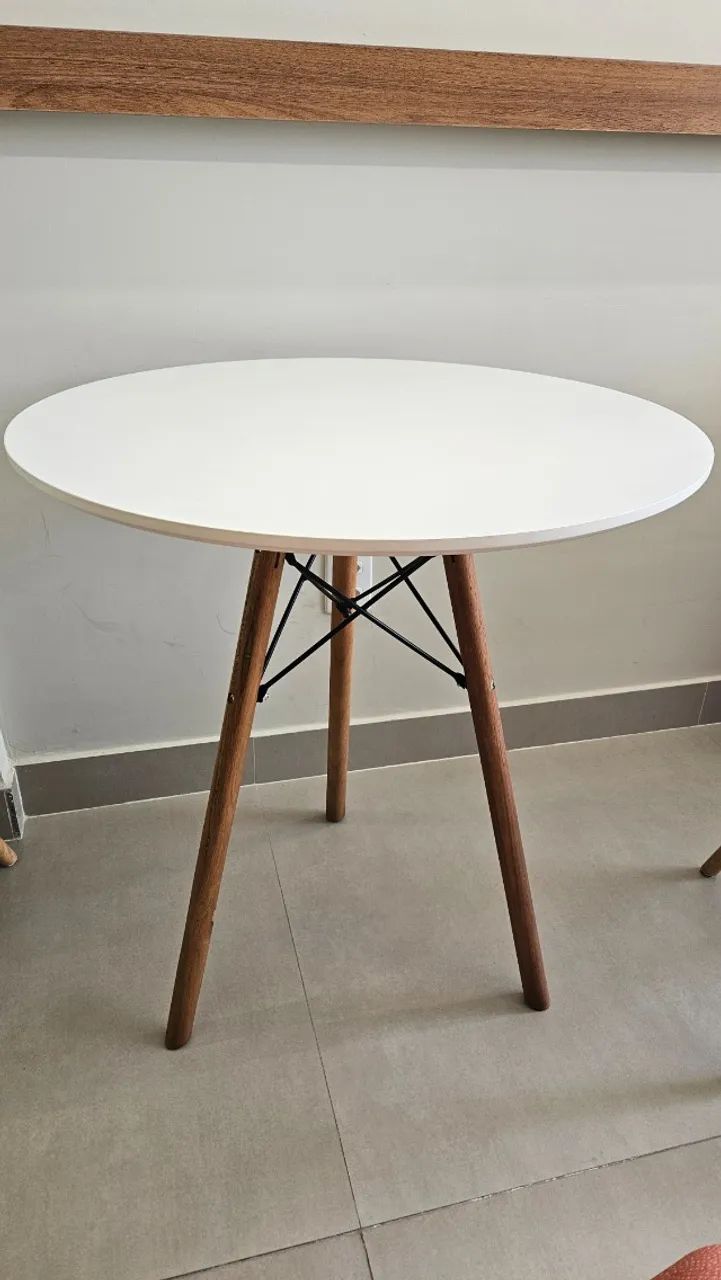 Mesa Jantar Redonda 70cm MDF Tripé Eiffel Charles Eames (Branco)65204505011457121