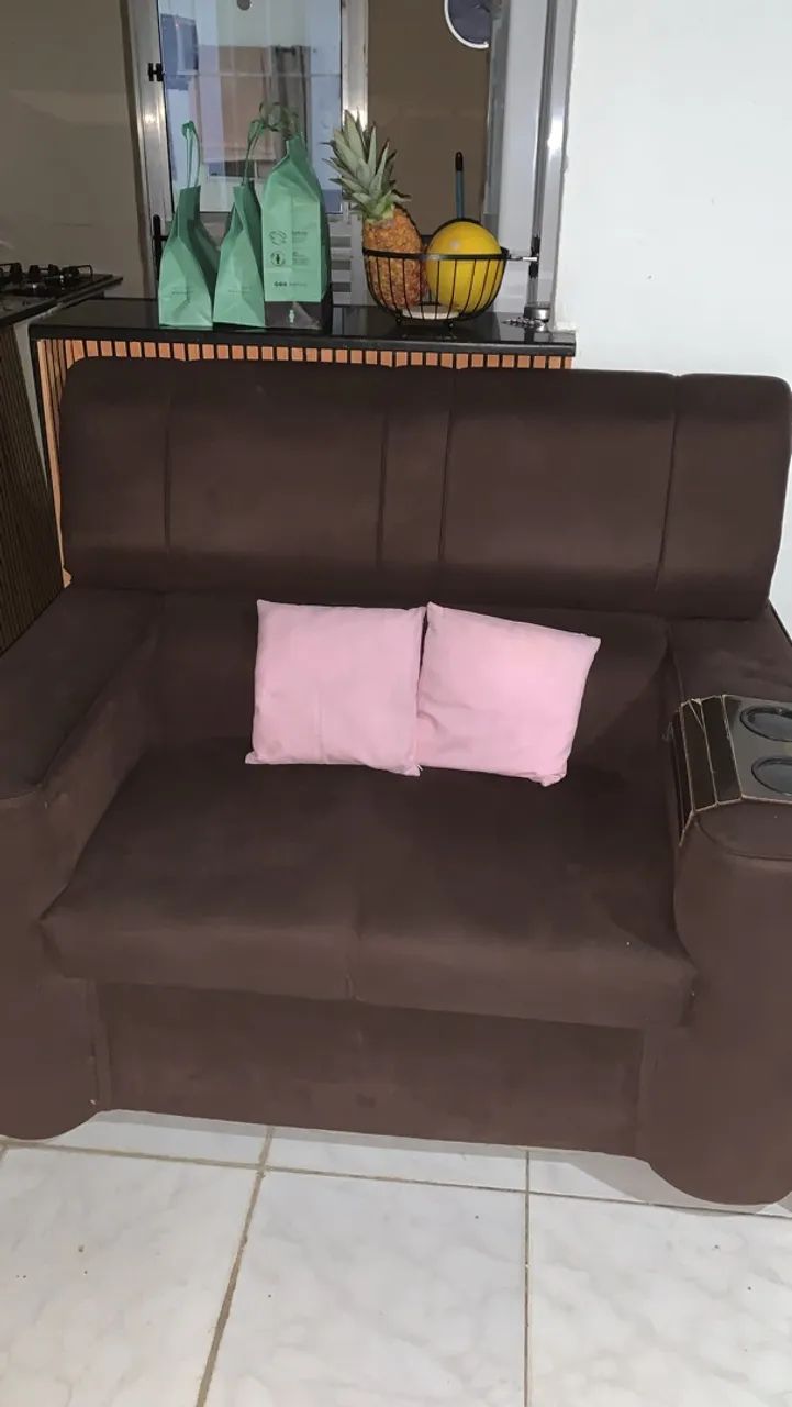 Sofá 2 lugares 