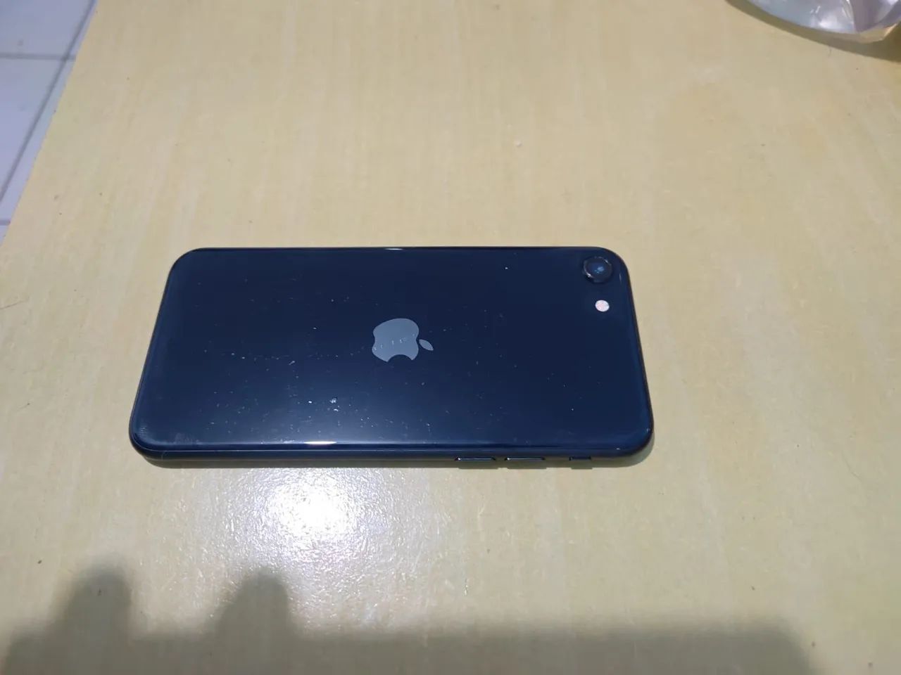 iPhone SE 3 em ótimo estado de conservação - Foto 3