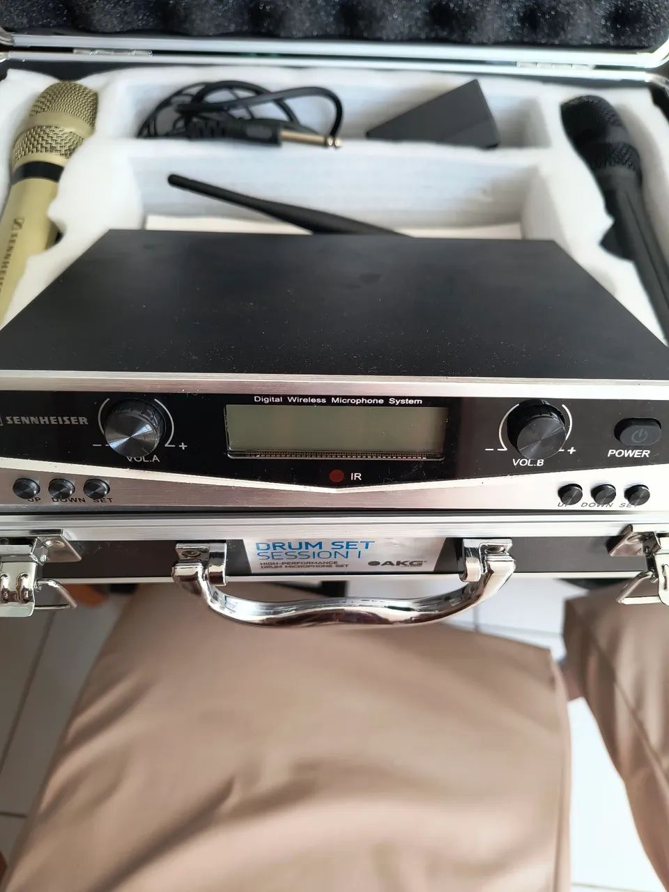 Vendo microfone sem fio sennhiser duplo - Foto 3