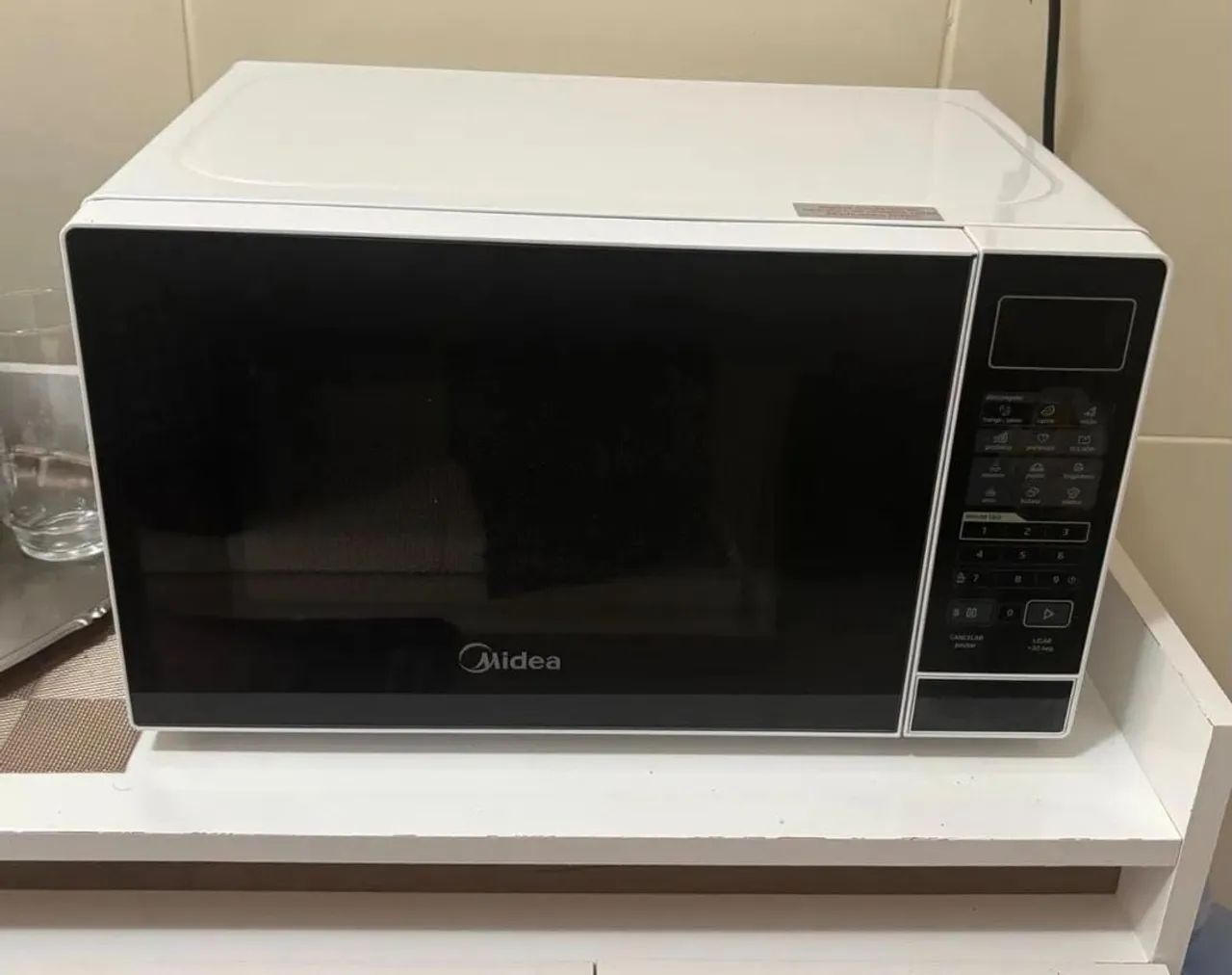 Microondas Midea 21L