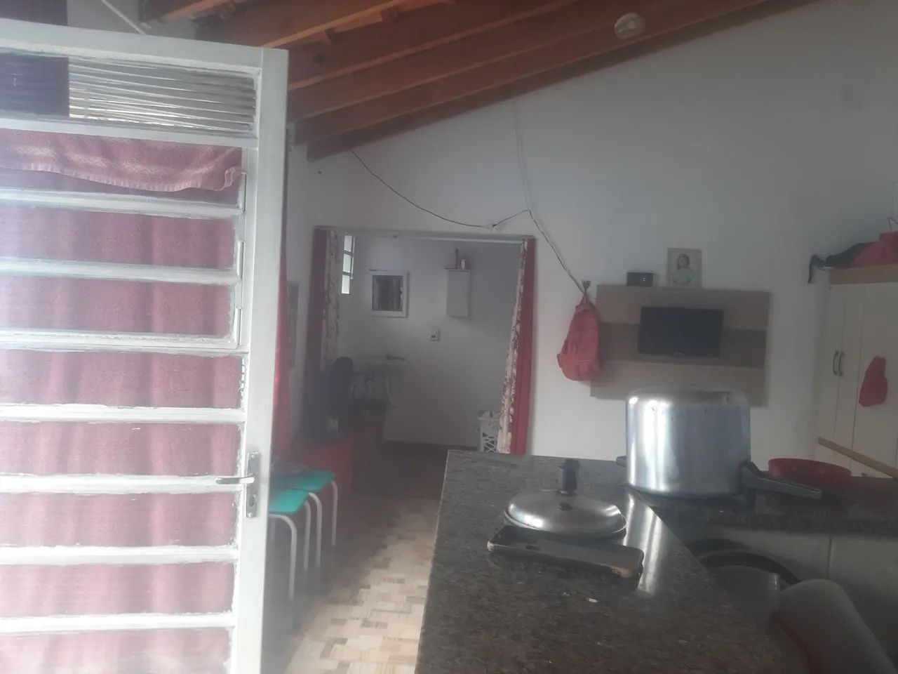 Vendo 2 casa frente e fundos  - Foto 4