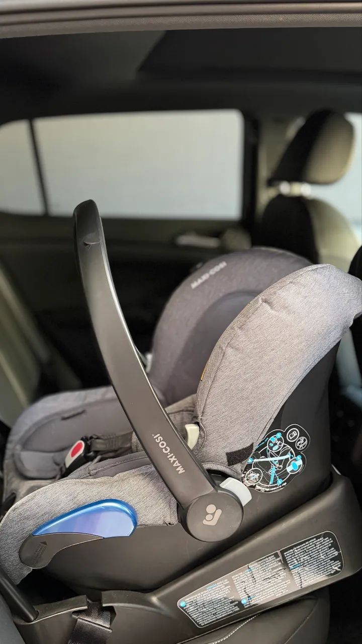 Bebê conforto + Base Citii 2 Maxi Cosi - Perfeitos  - Foto 3