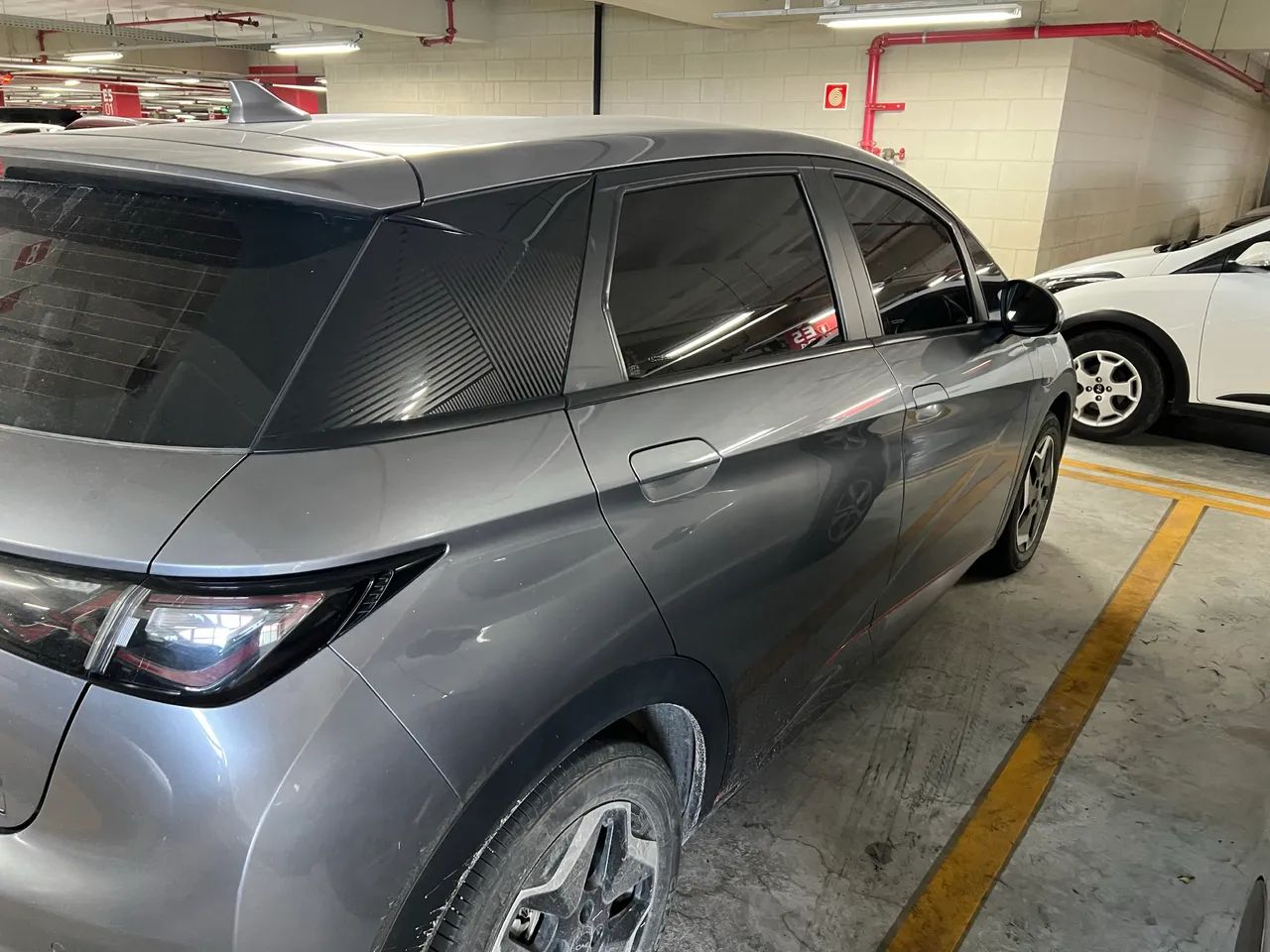 BYD Dolphin EV (Elétrico) 2025