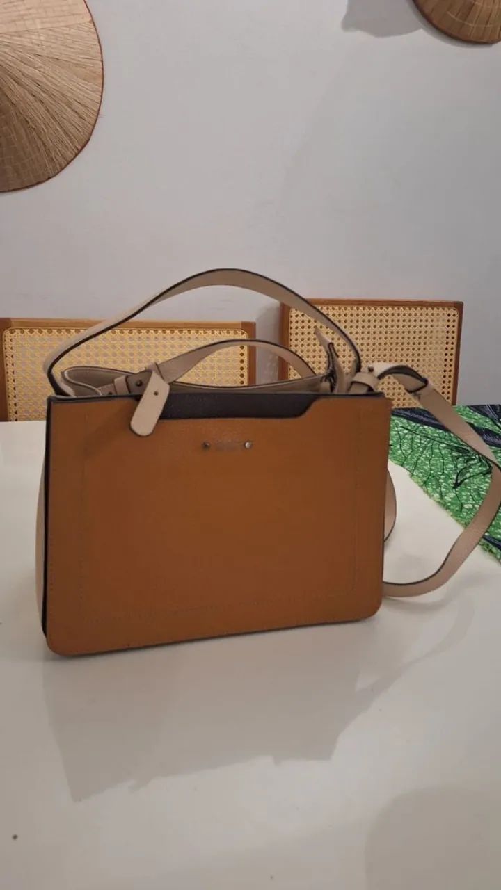 Bolsa de couro arezzo bege