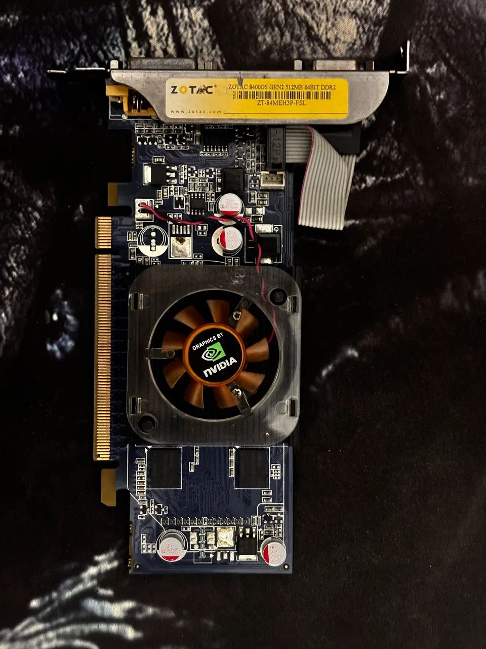 Placa de vídeo Zotac 8400gs