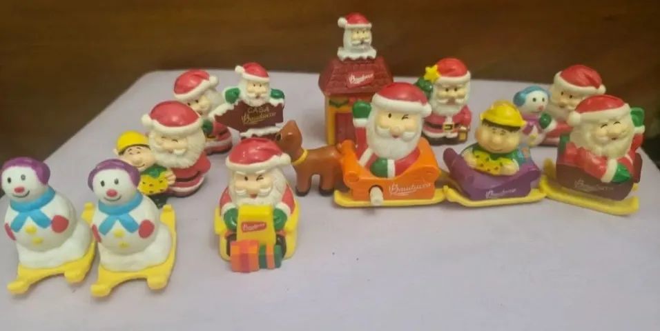 12  miniaturas antigas de  Natal Bauduco - Foto 2