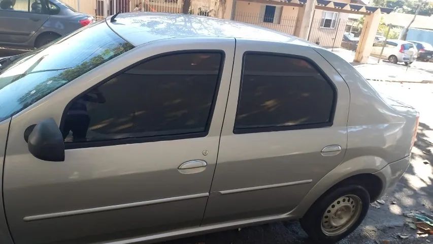 Renault Logan 2012