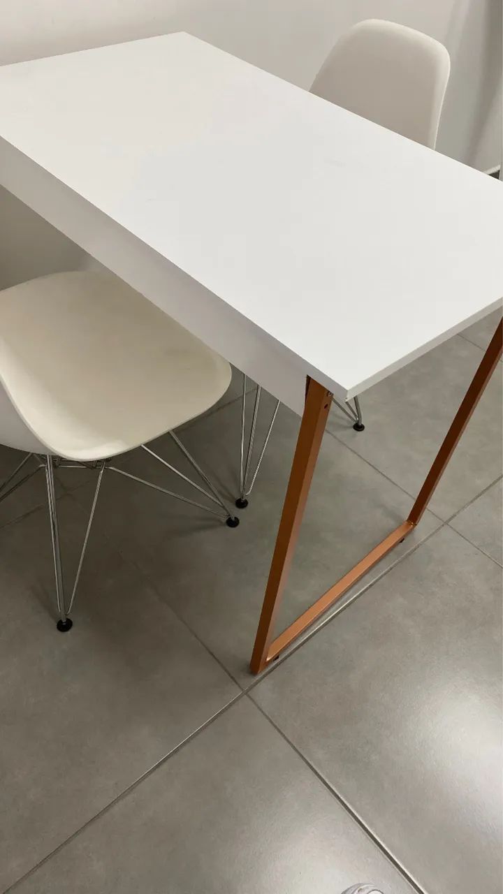 Mesa/escrivaninha - Foto 2