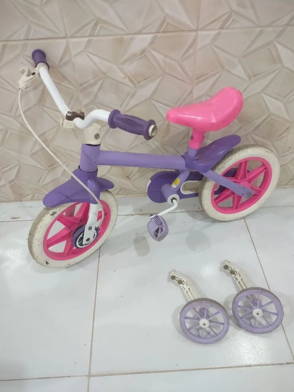 Bicicleta infantil aro 12 - Foto 3