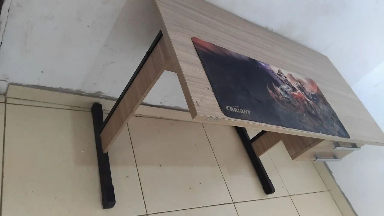 Mesa de computador/escrivaninha 2 gavetas. - Foto 4
