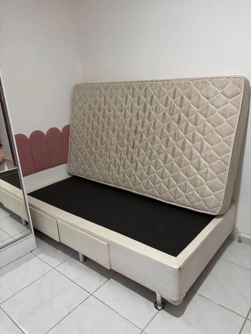 Cama solteirão 