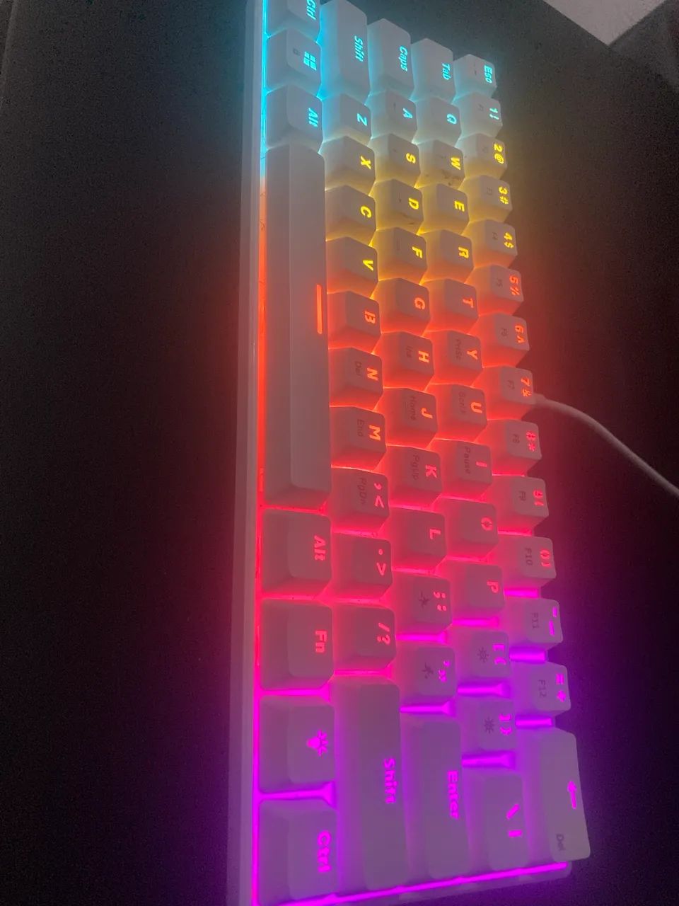 Vendo teclado + mouse branco 