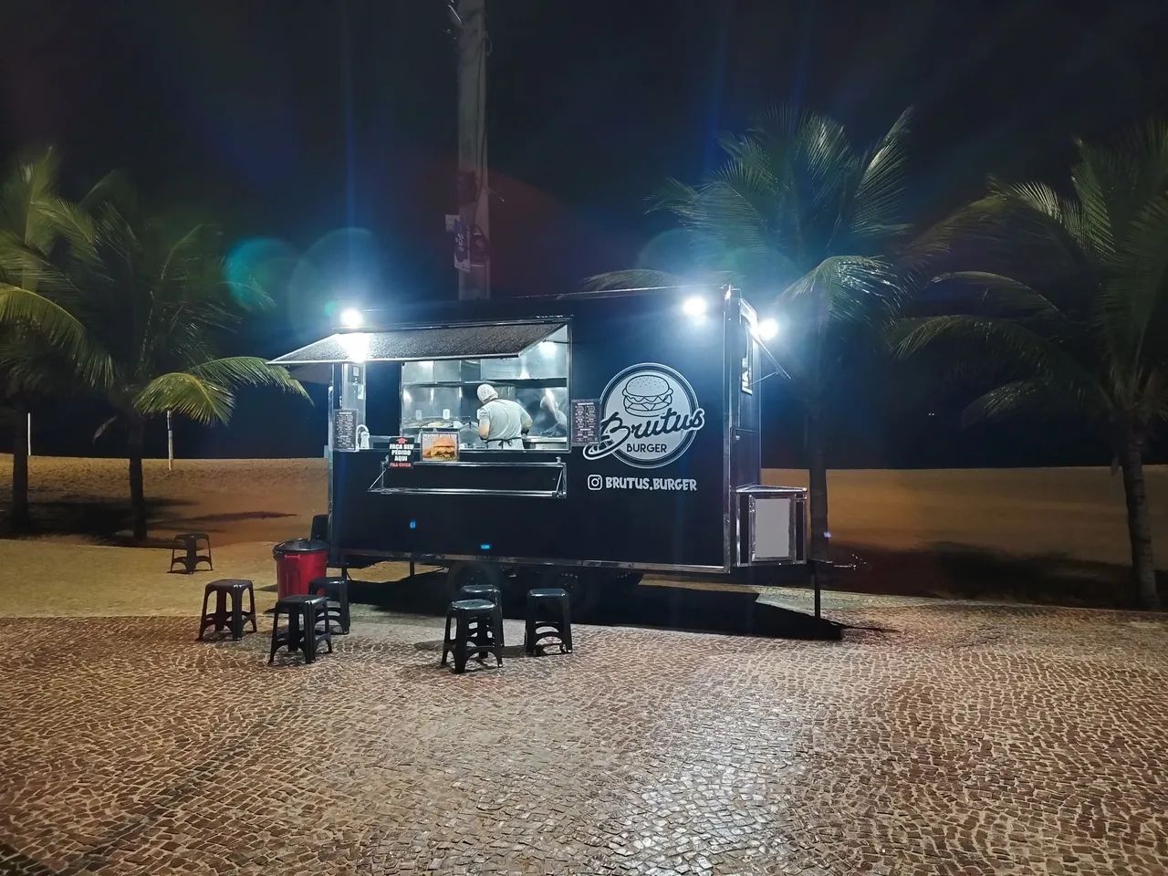 Trailer de lanche 4m x 2m montado, pronto pra trabalhar...  - Foto 3