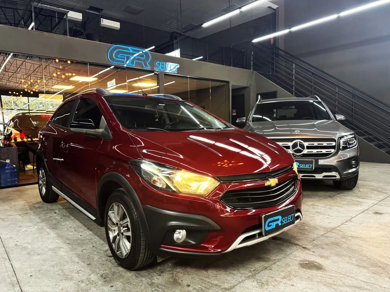 Chevrolet Onix Activ 1.4 8V Flex Aut. 4P 2018 - Foto 2