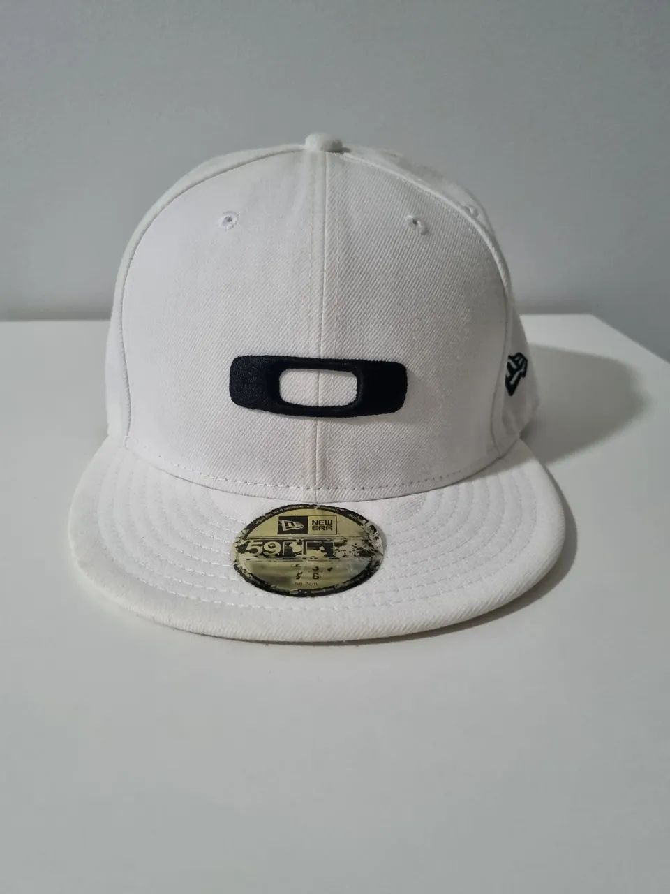 Vendo Boné Gascan Oakley New Era<br><br>Tamanho : 7 3/8<br><br>$ 150,00 - Foto 2