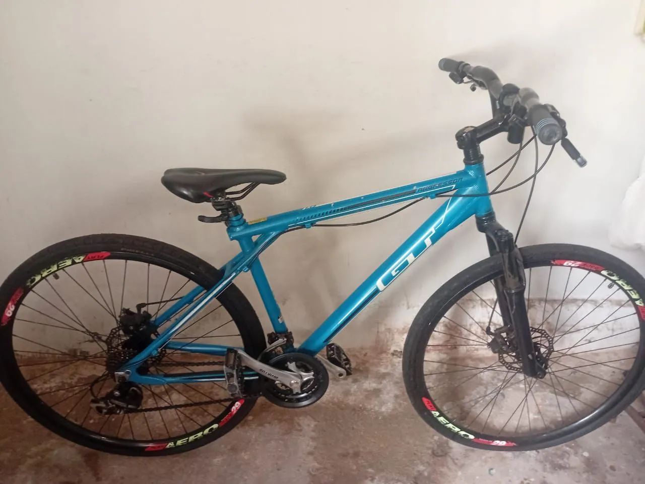 Vende-se bicicleta 