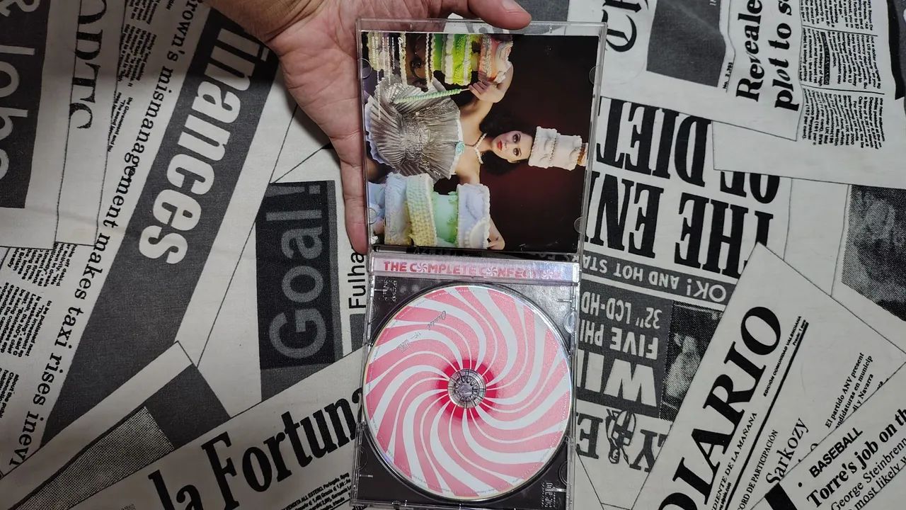 CD Katy Perry - Teenage Drem the complet Confection  - Foto 3