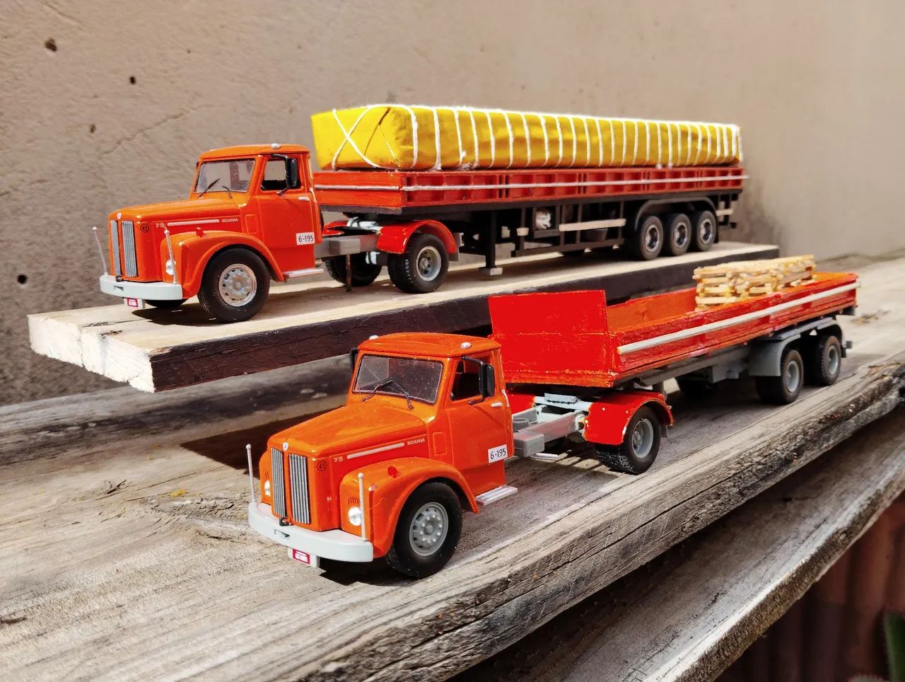 Carreta Scania jacaré escala 1, 43 