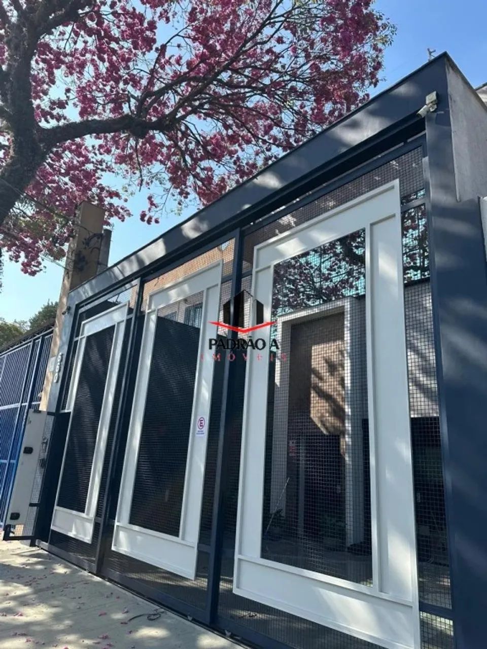 Predio Comercial para Venda e Locação, 3 vaga(s), 448 m² - Foto 3