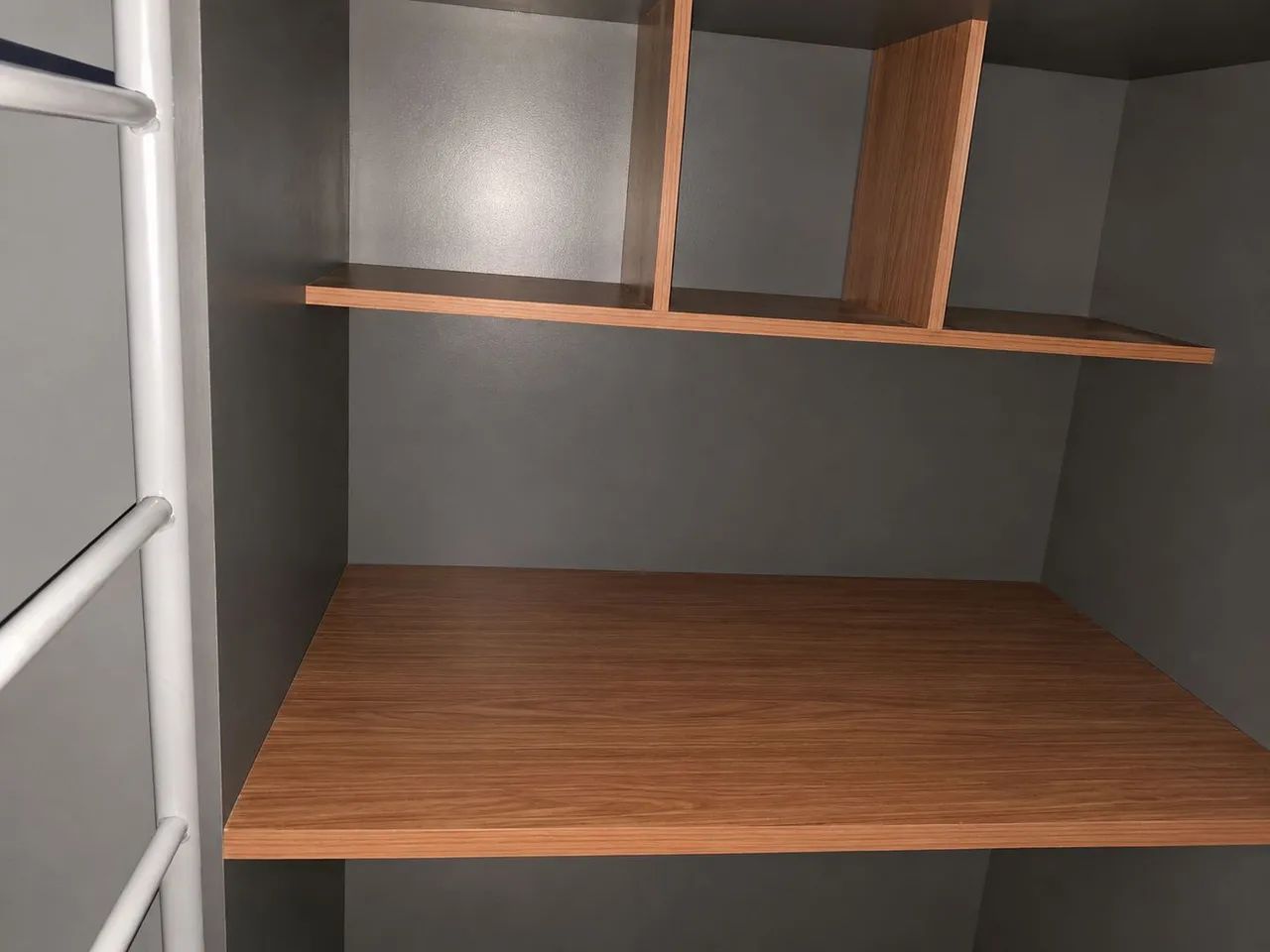 Cama de solteiro suspensa com baú e escrivania | Montagem fácil | Cama com escrivania - Foto 2