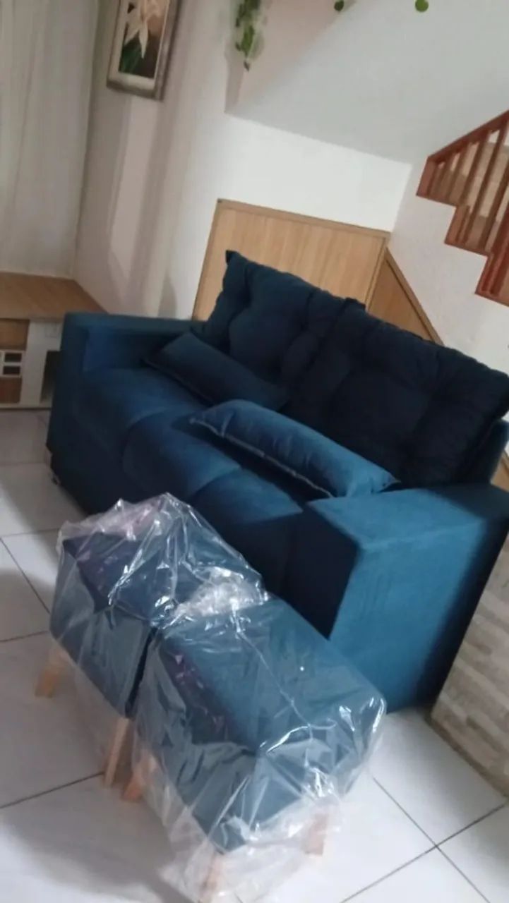 Sofá azul ? lindo demais+2 banquetas+2 baguete de brinde  - Foto 2