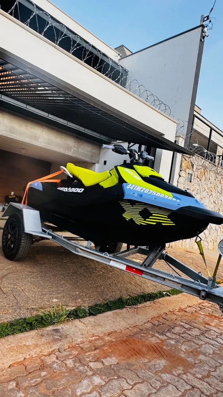 Jetski de Manobras e Passeio Spark Trixx 2024 - Foto 2