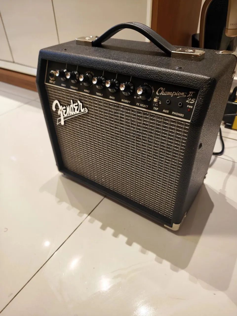 Caixa de som para guitarra mod Champion II 25 - Foto 2