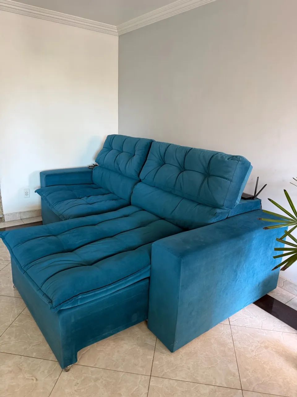 Sofá retrátil e reclinável na cor azul , super confortável.   - Foto 2