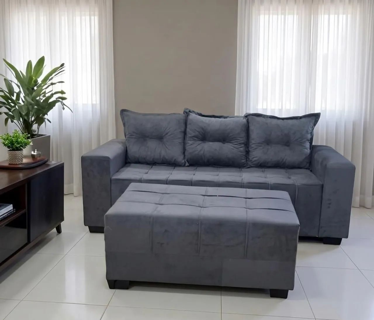 Promoção dia dos namorados ? sofá 3 lugares com puff de brinde pronta entrega  - Foto 3