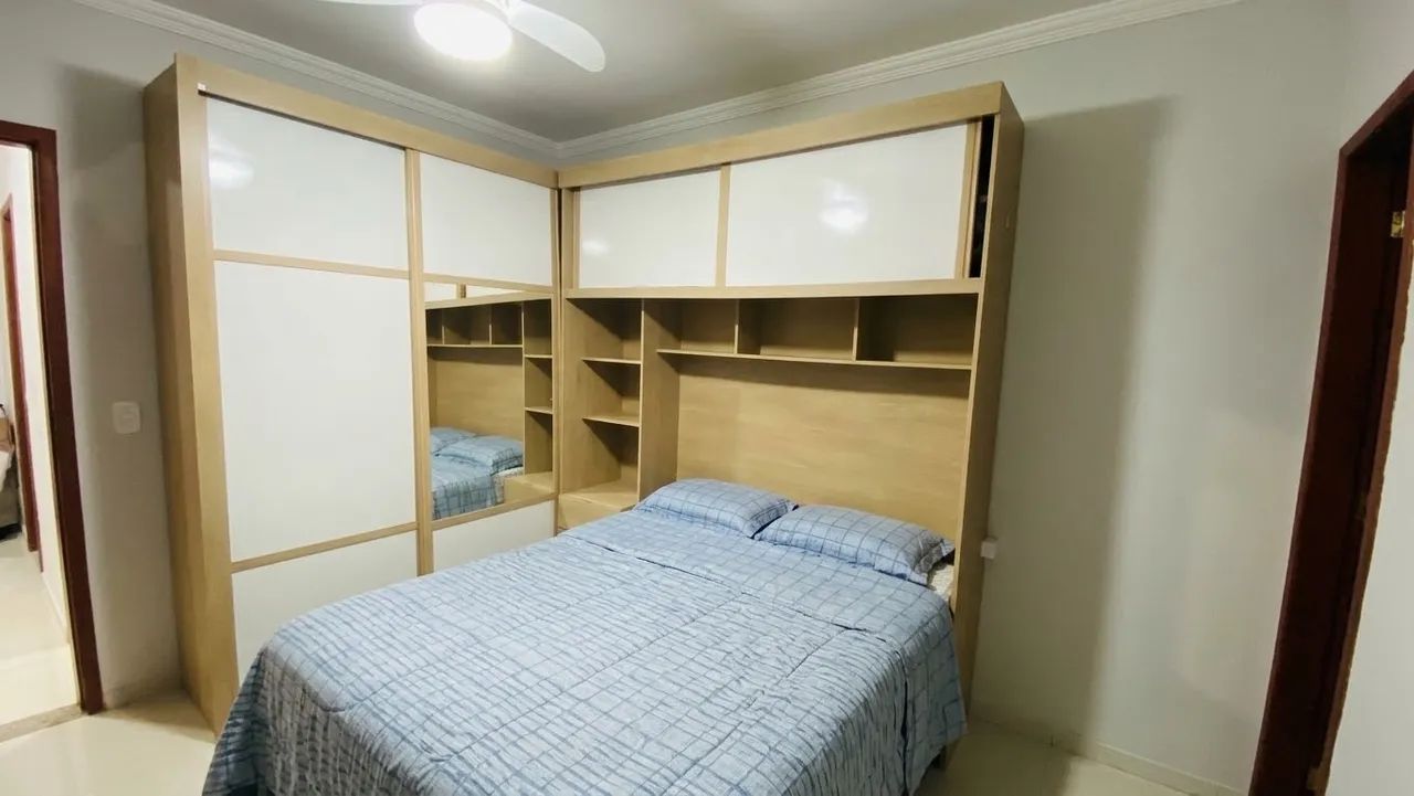 Roupeiro modulado em L