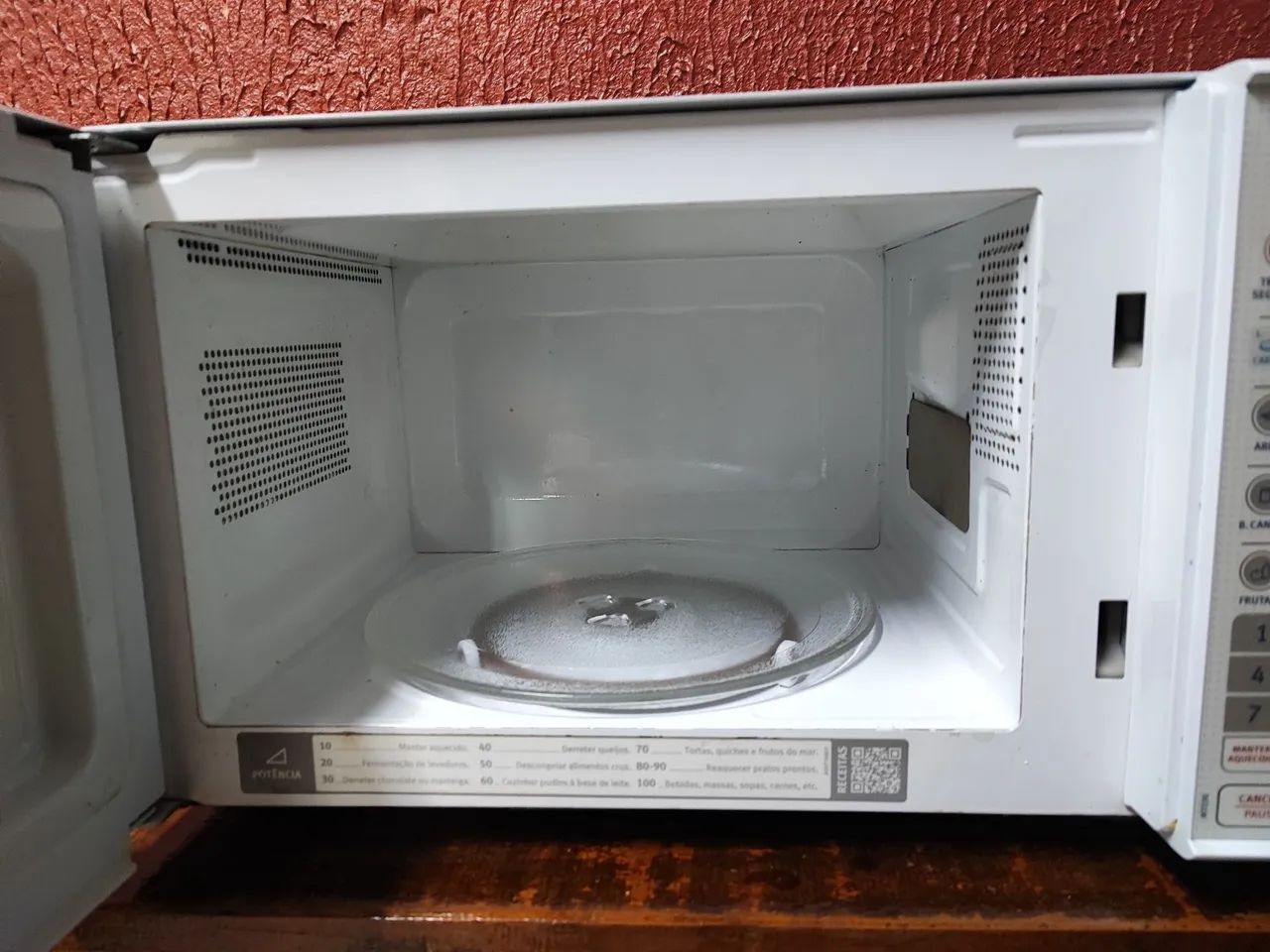 Microondas Electrolux 20L - Foto 4