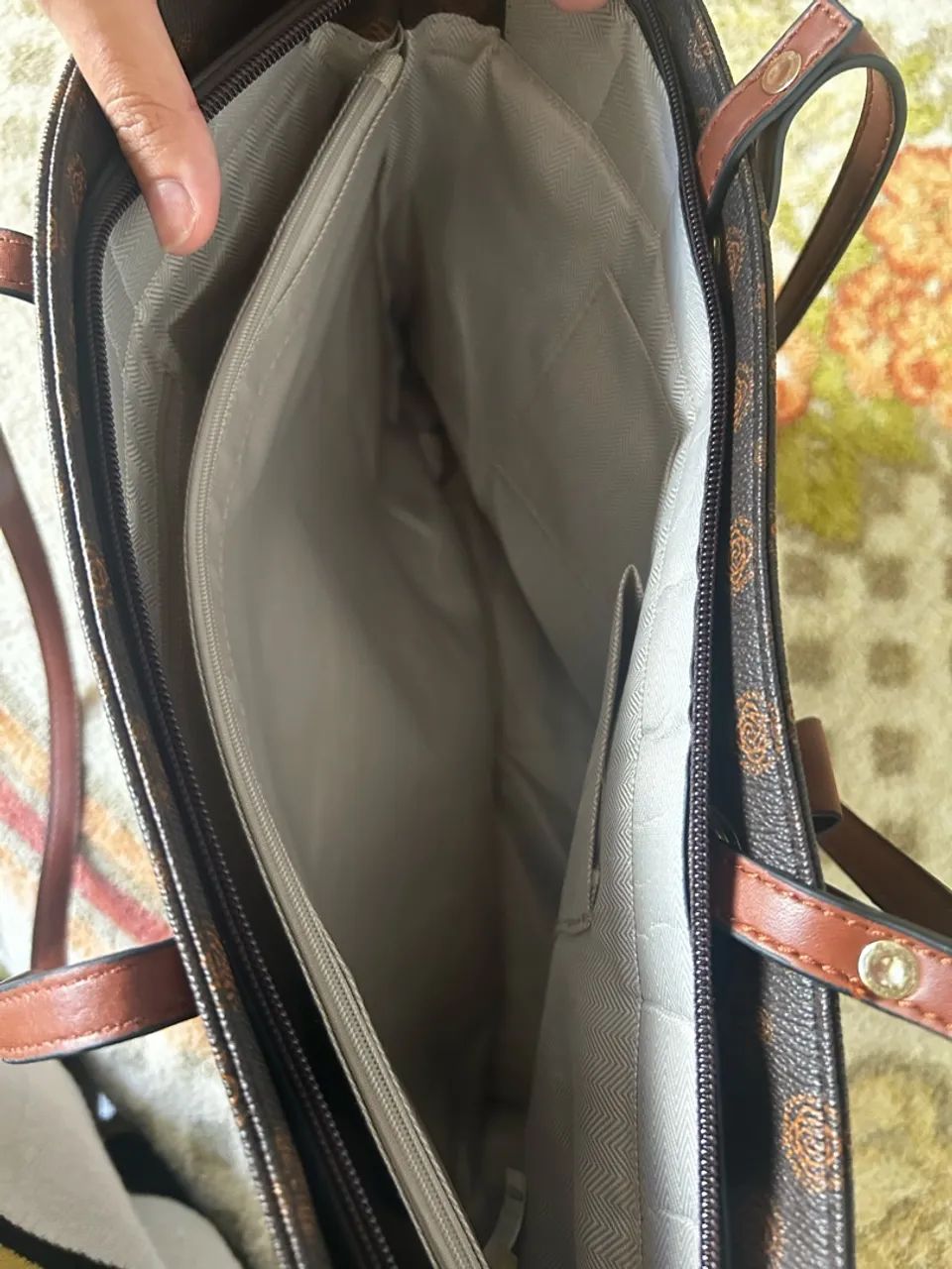Vendo Bolsa Grande e Espaçosa  - Foto 3