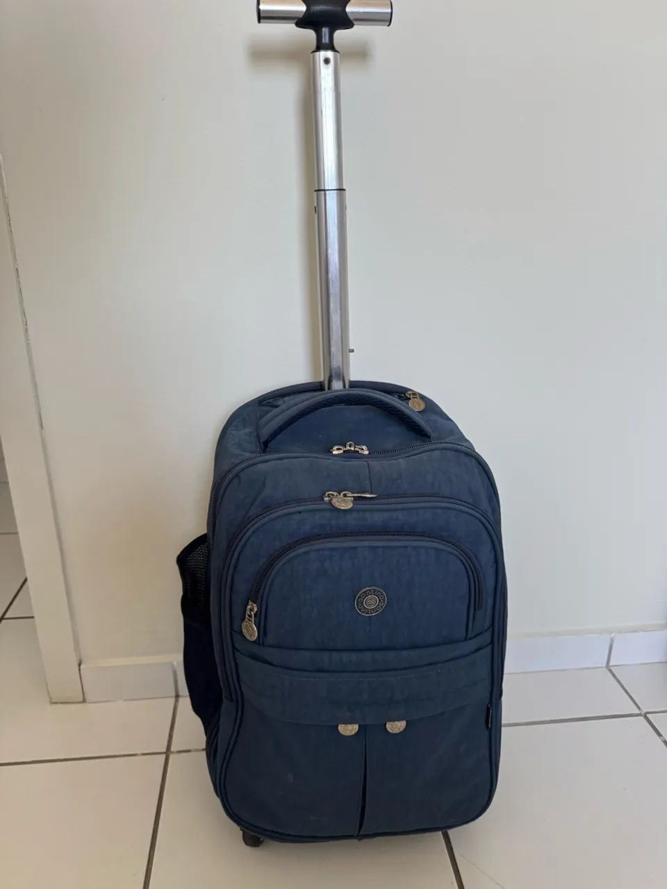Vendo mochila e lancheira  - Foto 2