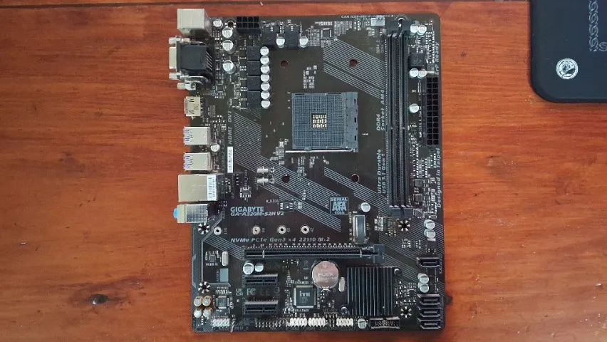 Placa Mãe A320M SH2 V2 GIGABYTE - Foto 2