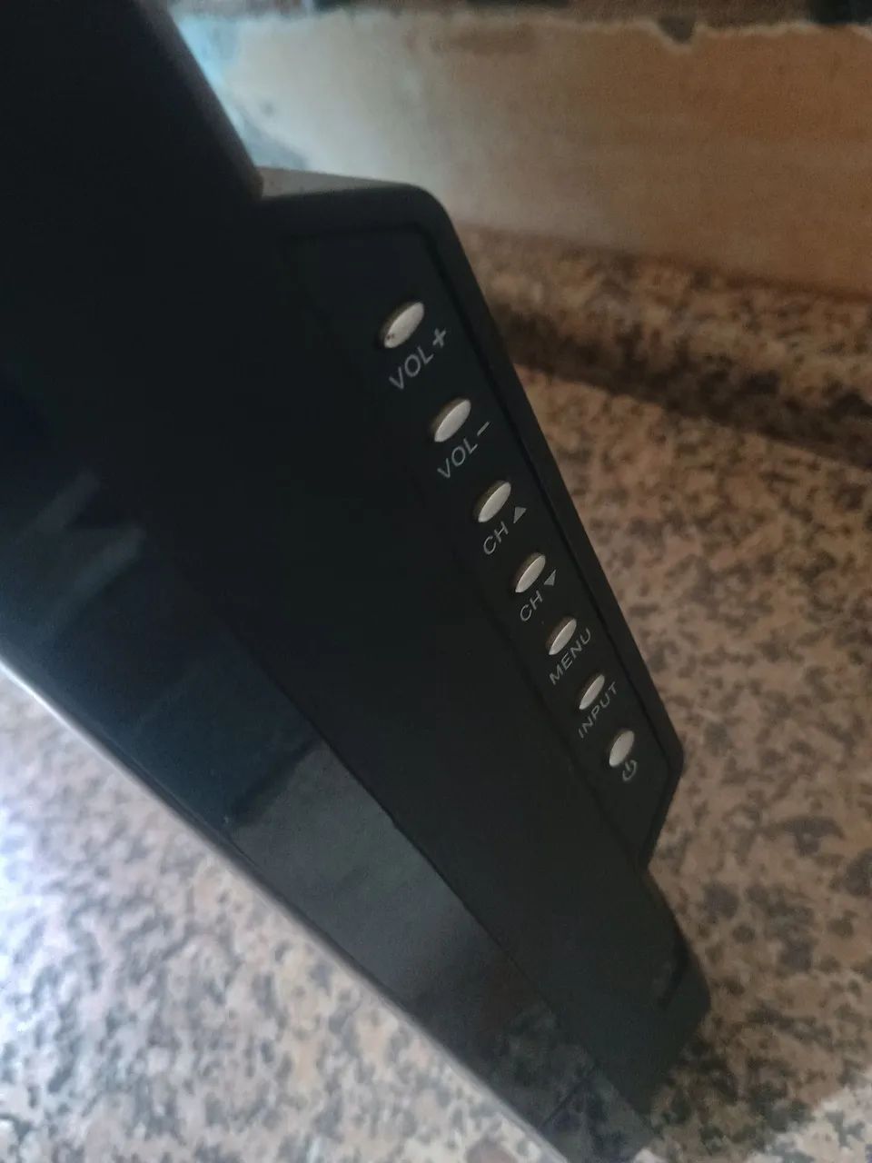 Tv AOC precisa troca película  - Foto 3