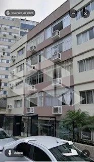 APARTAMENTO MOBILIADO COM 3 QUARTOS SENDO 1 SUÍTE À VENDA NO CENTRO DE FLORIANÓPOLIS